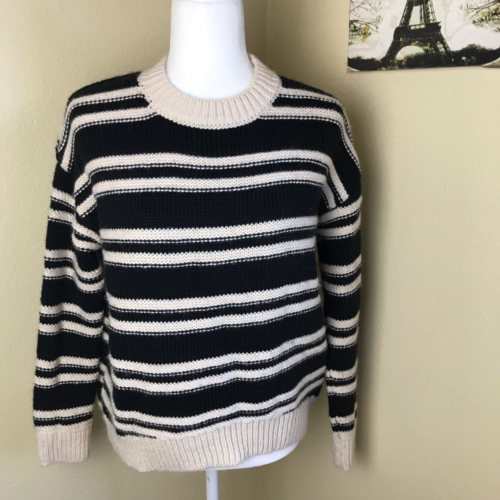 H&M black and cream striped crew neck sweater XS